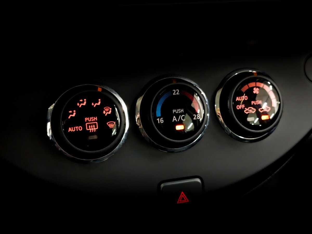 Купить Nissan Note, 2013, 113 484 км.. Фото: #24