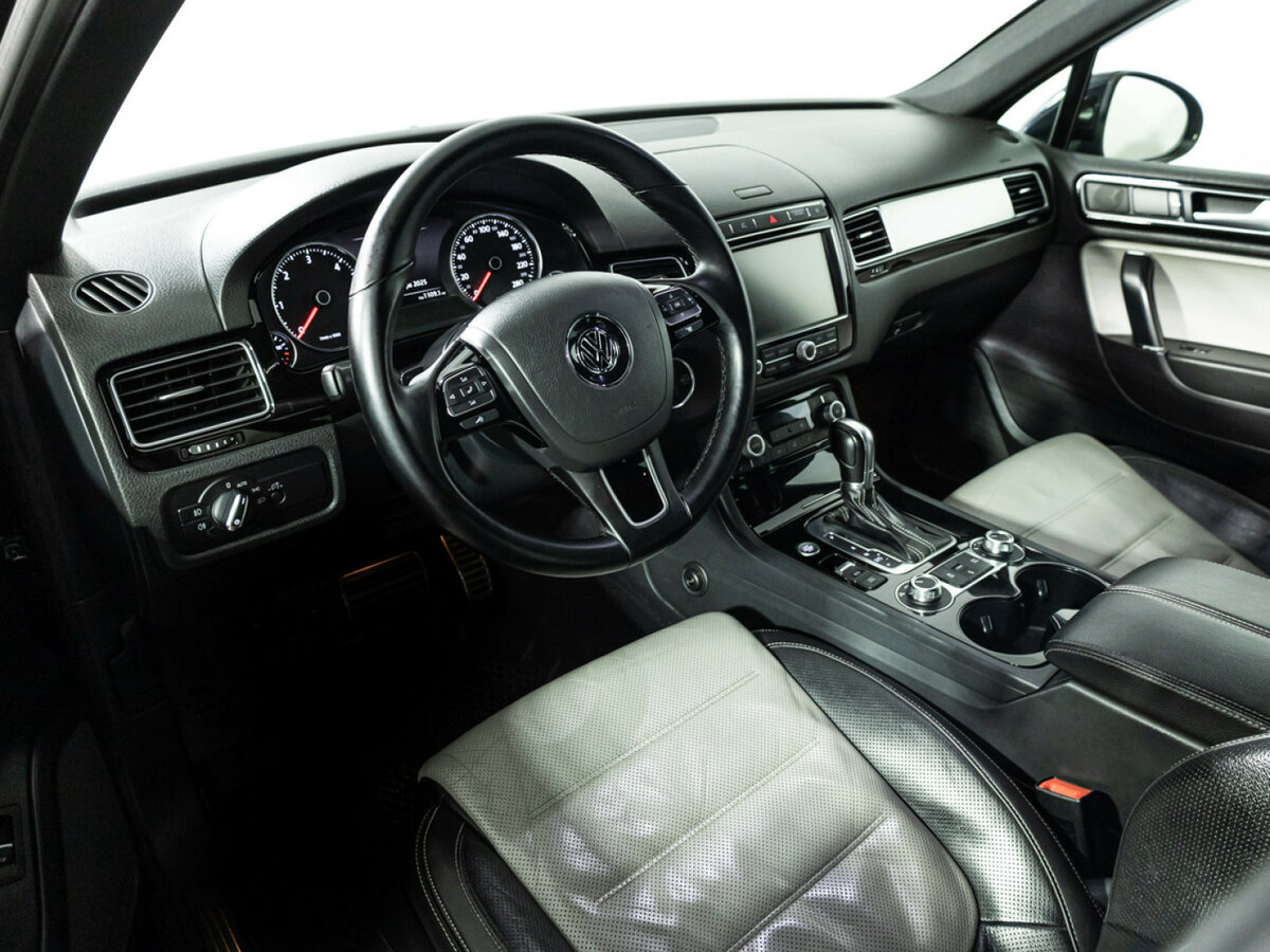 Купить Volkswagen Touareg, 2017, 183 000 км.. Фото: #8