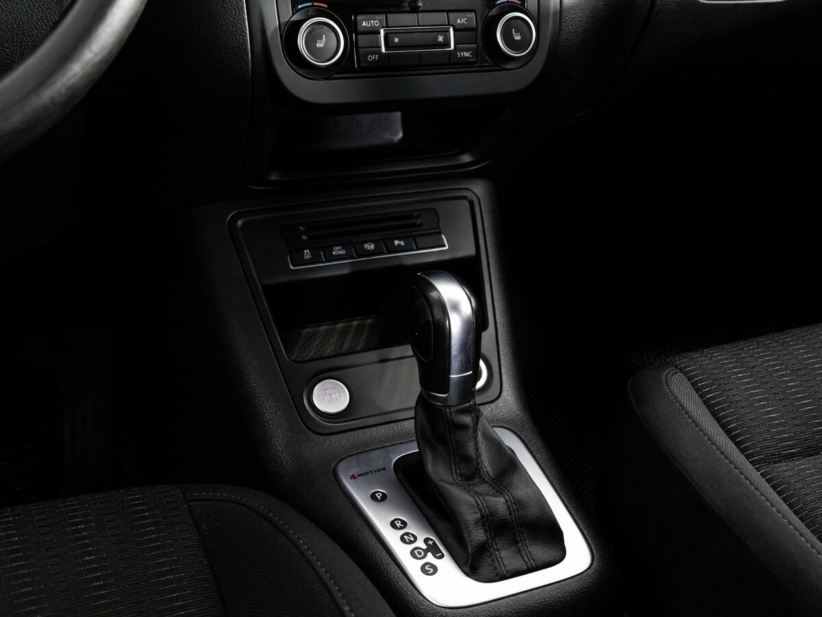 Купить Volkswagen Tiguan, 2014, 113 675 км.. Фото: #9