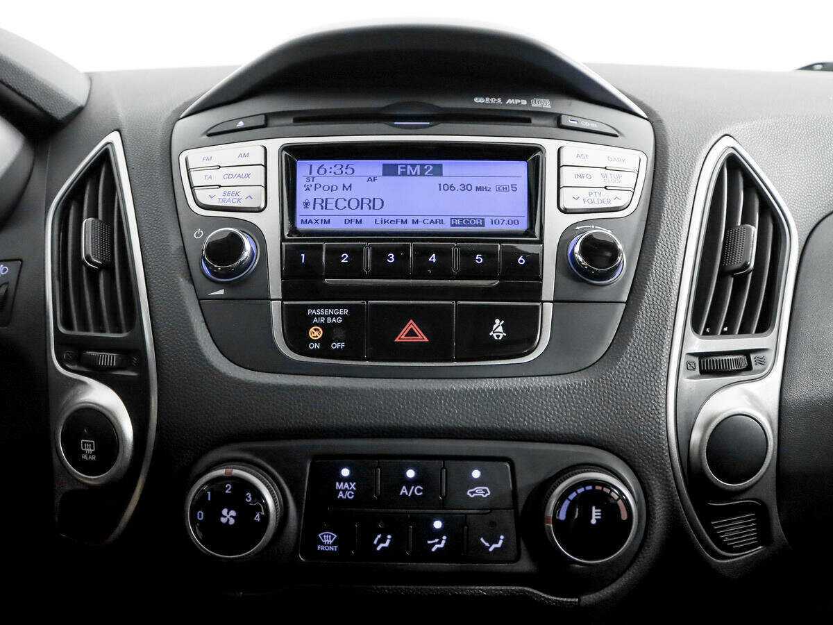 Купить Hyundai ix35, 2012, 107 861 км.. Фото: #9