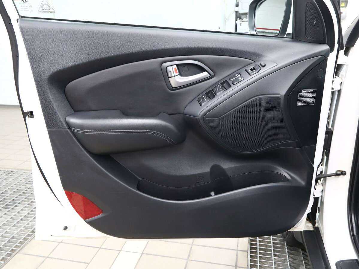 Купить Hyundai ix35, 2012, 159 000 км.. Фото: #6