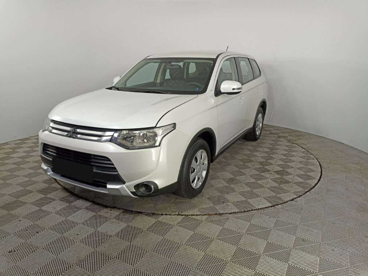 Купить Mitsubishi Outlander, 2014, 152 826 км.. Посмотреть фото