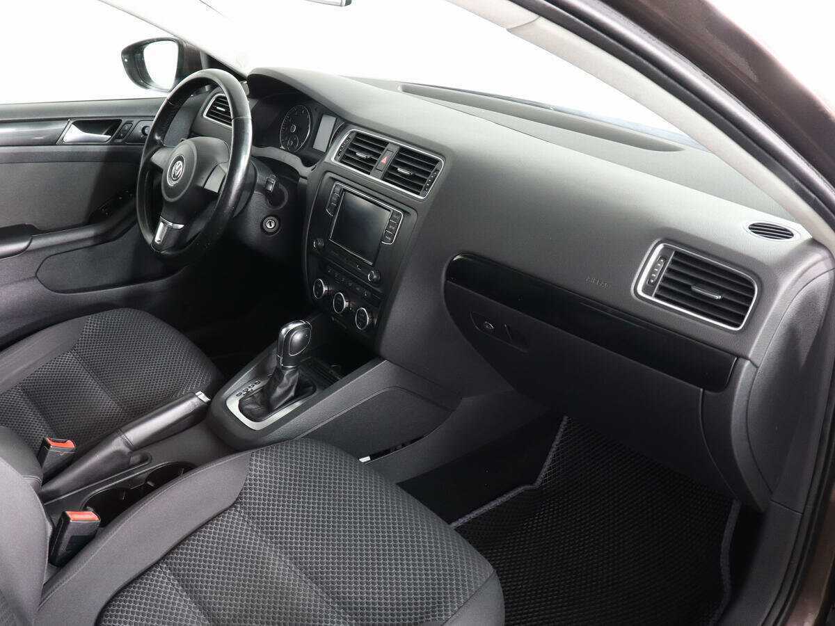 Купить Volkswagen Jetta, 2014, 125 306 км.. Фото: #5