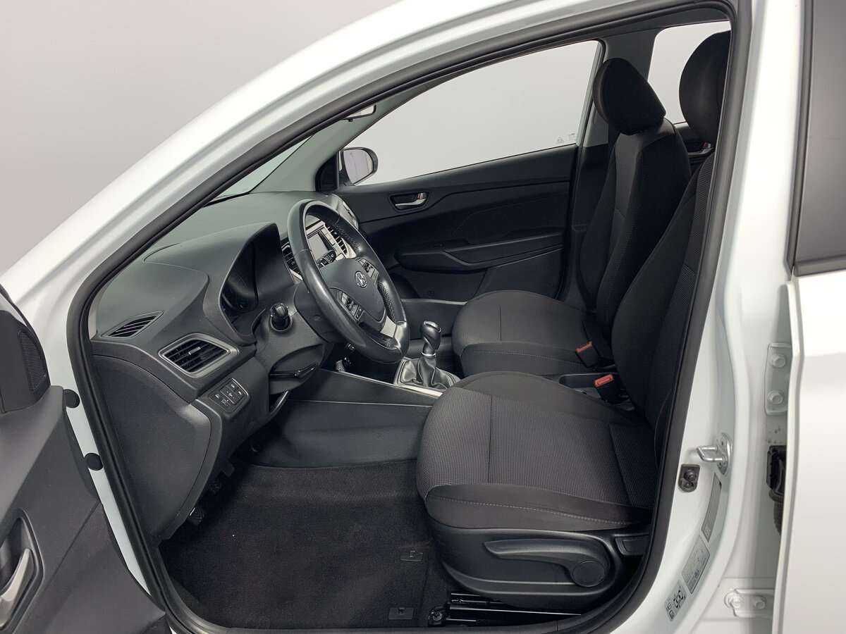 Купить Hyundai Solaris, 2019, 126 048 км.. Фото: #12