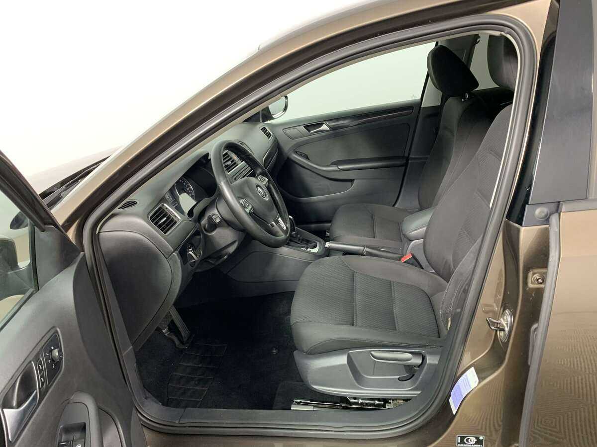 Купить Volkswagen Jetta, 2013, 222 783 км.. Фото: #13