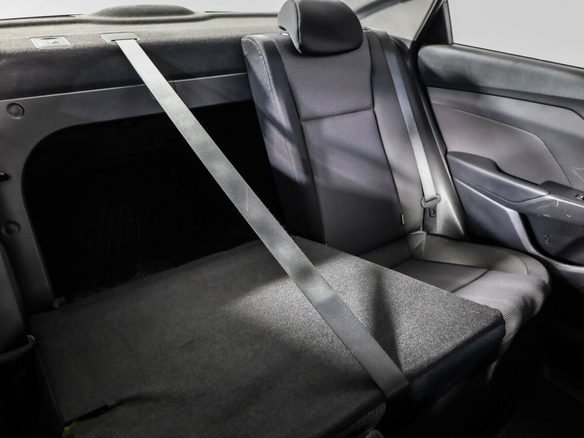Купить Hyundai Solaris, 2018, 241 555 км.. Фото: #19