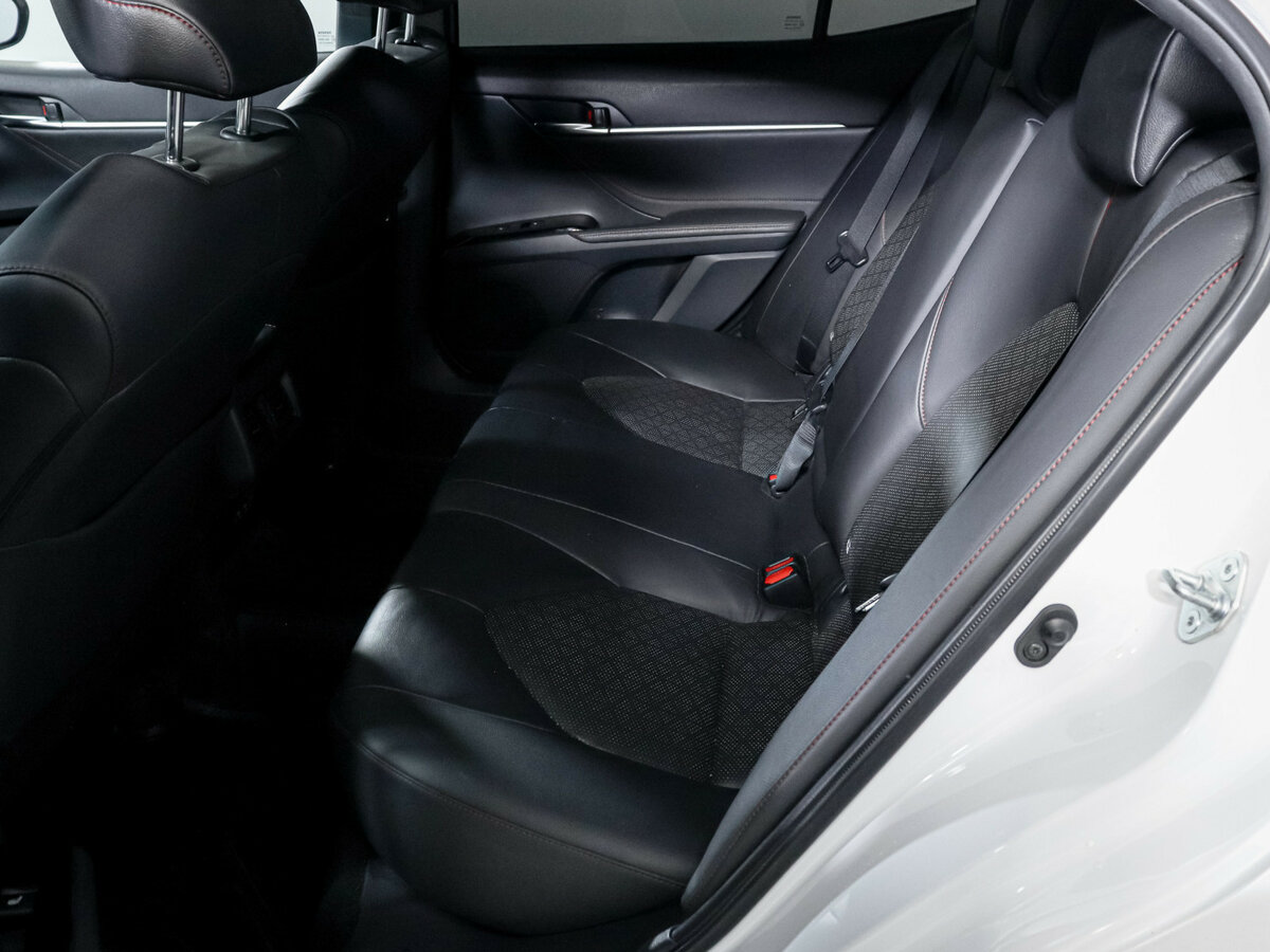 Купить Toyota Camry, 2020, 41 990 км.. Фото: #9