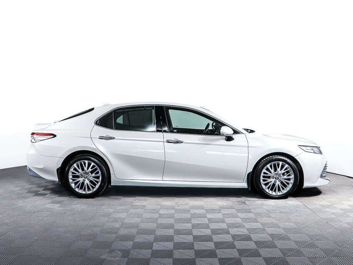 Купить Toyota Camry, 2020, 45 166 км.. Фото: #2