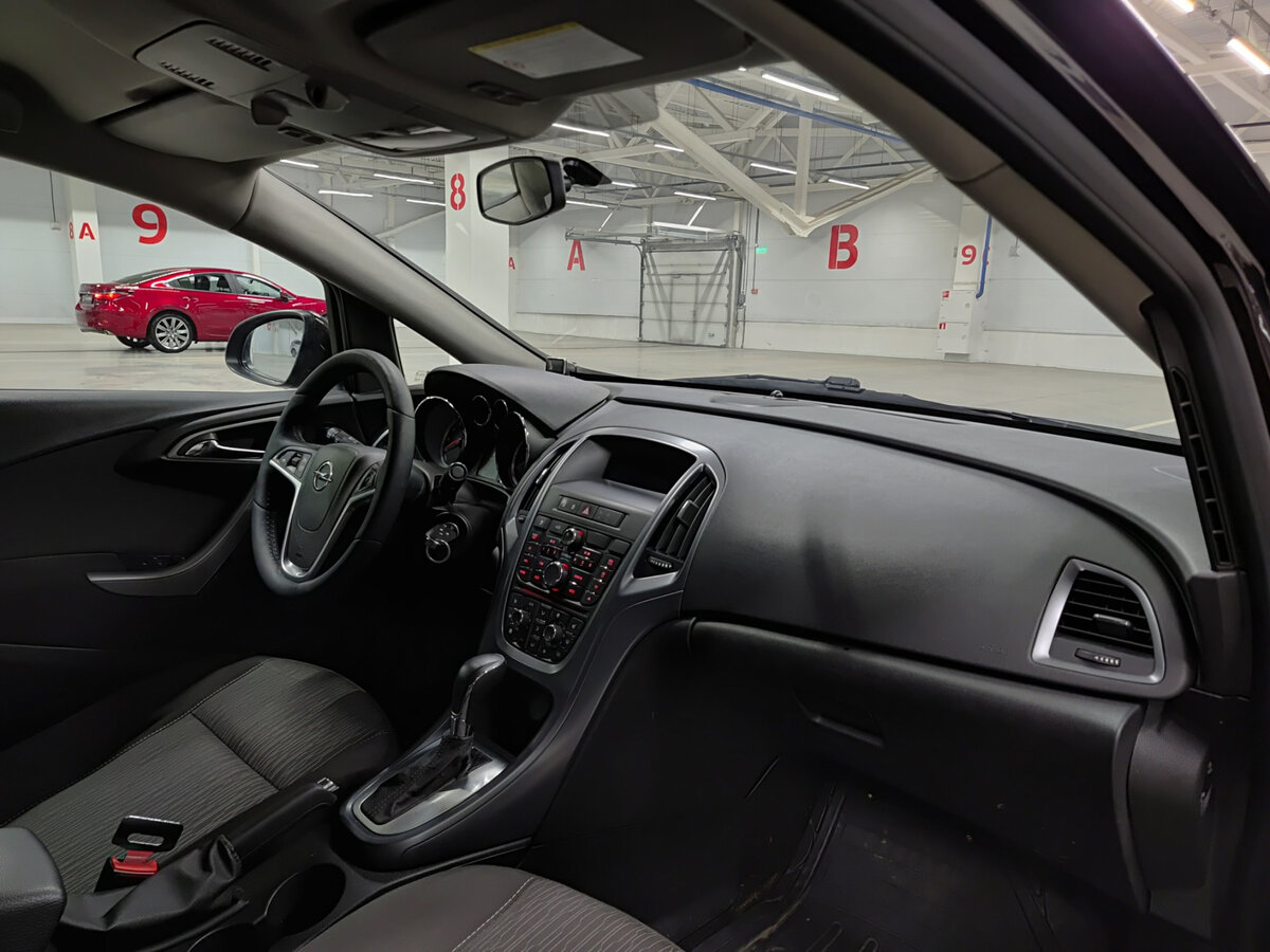 Купить Opel Astra, 2014, 168 760 км.. Фото: #10