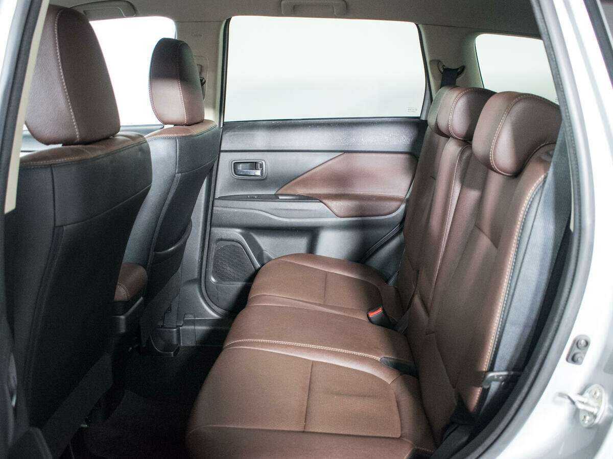 Купить Mitsubishi Outlander, 2017, 144 572 км.. Фото: #8