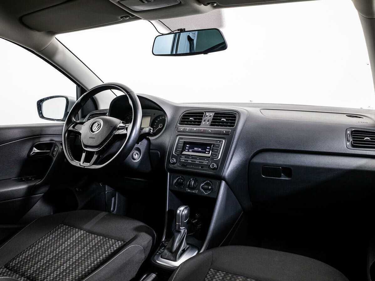 Купить Volkswagen Polo, 2016, 133 360 км.. Фото: #8