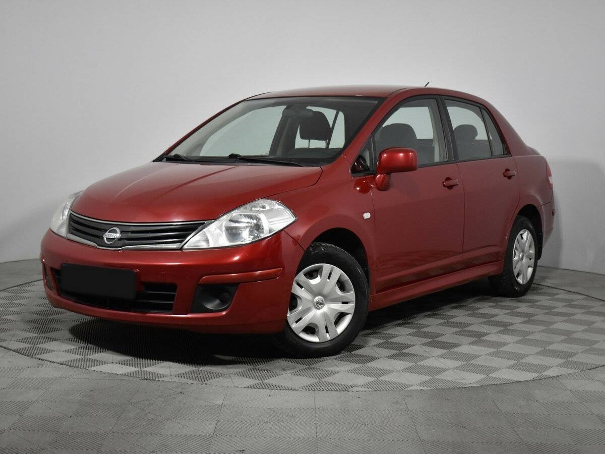 Купить Nissan Tiida, 2012, 167 829 км.. Посмотреть фото