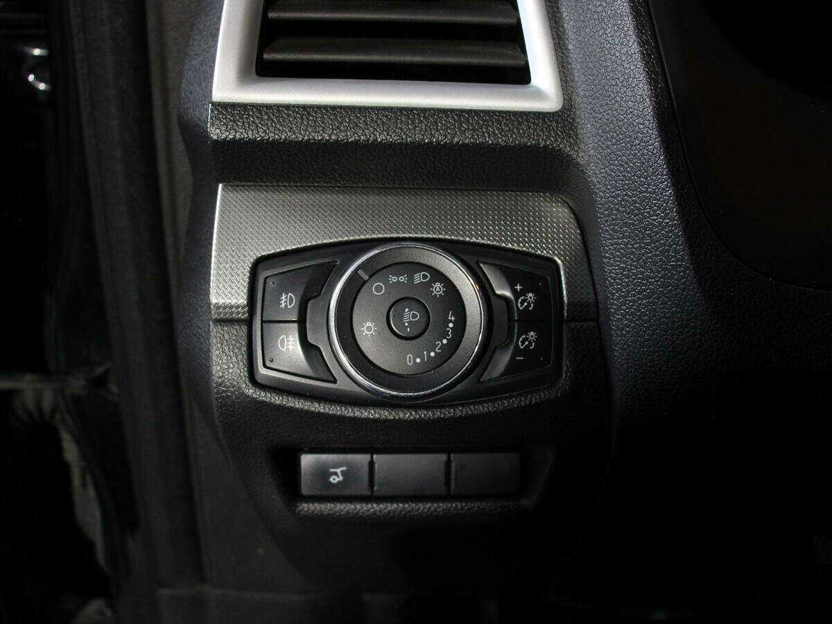 Купить Ford Explorer, 2013, 150 300 км.. Фото: #18