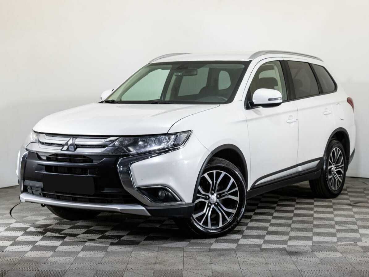 Купить Mitsubishi Outlander, 2017, 140 611 км.. Посмотреть фото
