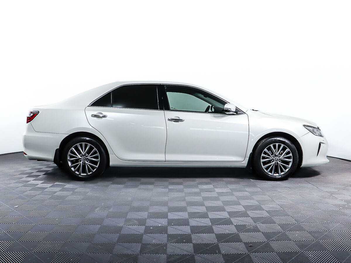 Купить Toyota Camry, 2017, 222 516 км.. Посмотреть фото