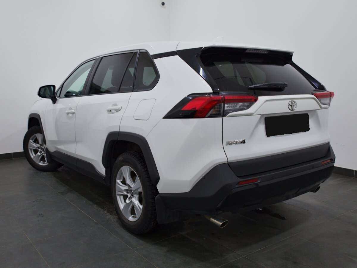 Купить Toyota RAV4, 2020, 45 768 км.. Фото: #2