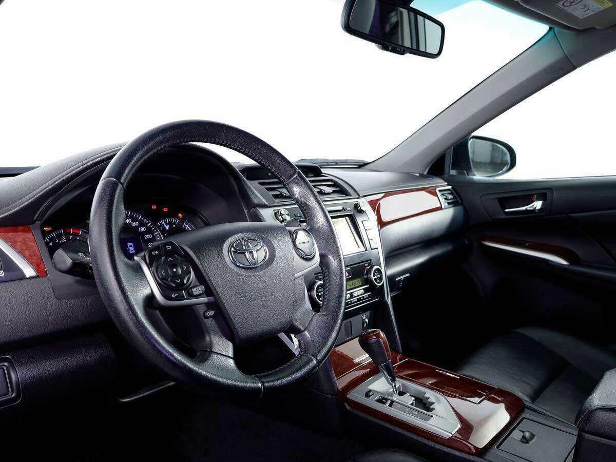 Купить Toyota Camry, 2013, 89 231 км.. Фото: #10