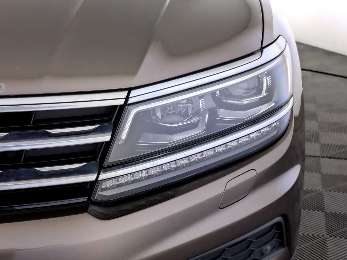 Купить Volkswagen Tiguan, 2017, 191 116 км.. Фото: #16