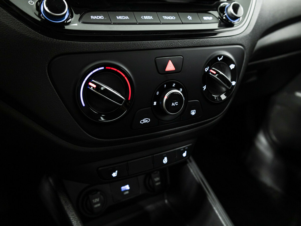 Купить Hyundai Solaris, 2022, 39 415 км.. Фото: #15