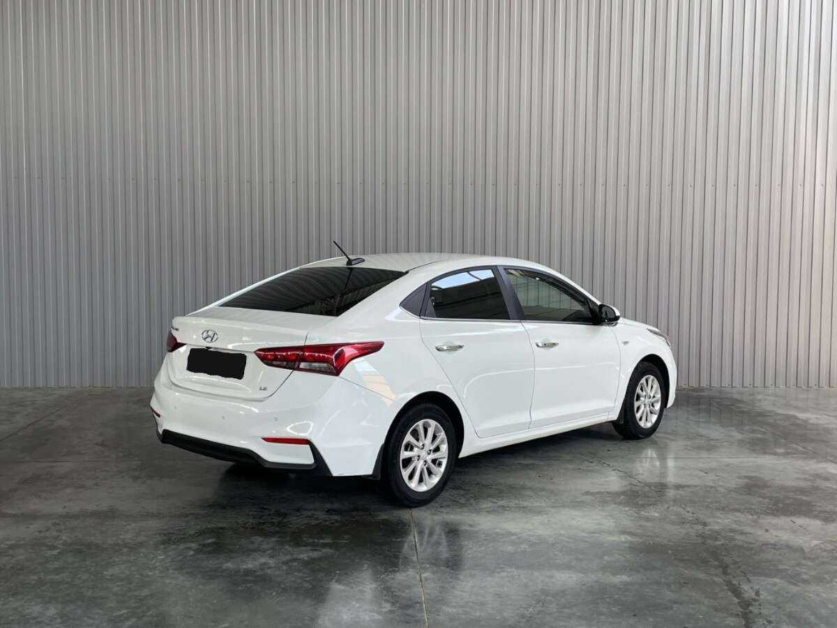 Купить Hyundai Solaris, 2018, 117 054 км.. Фото: #4