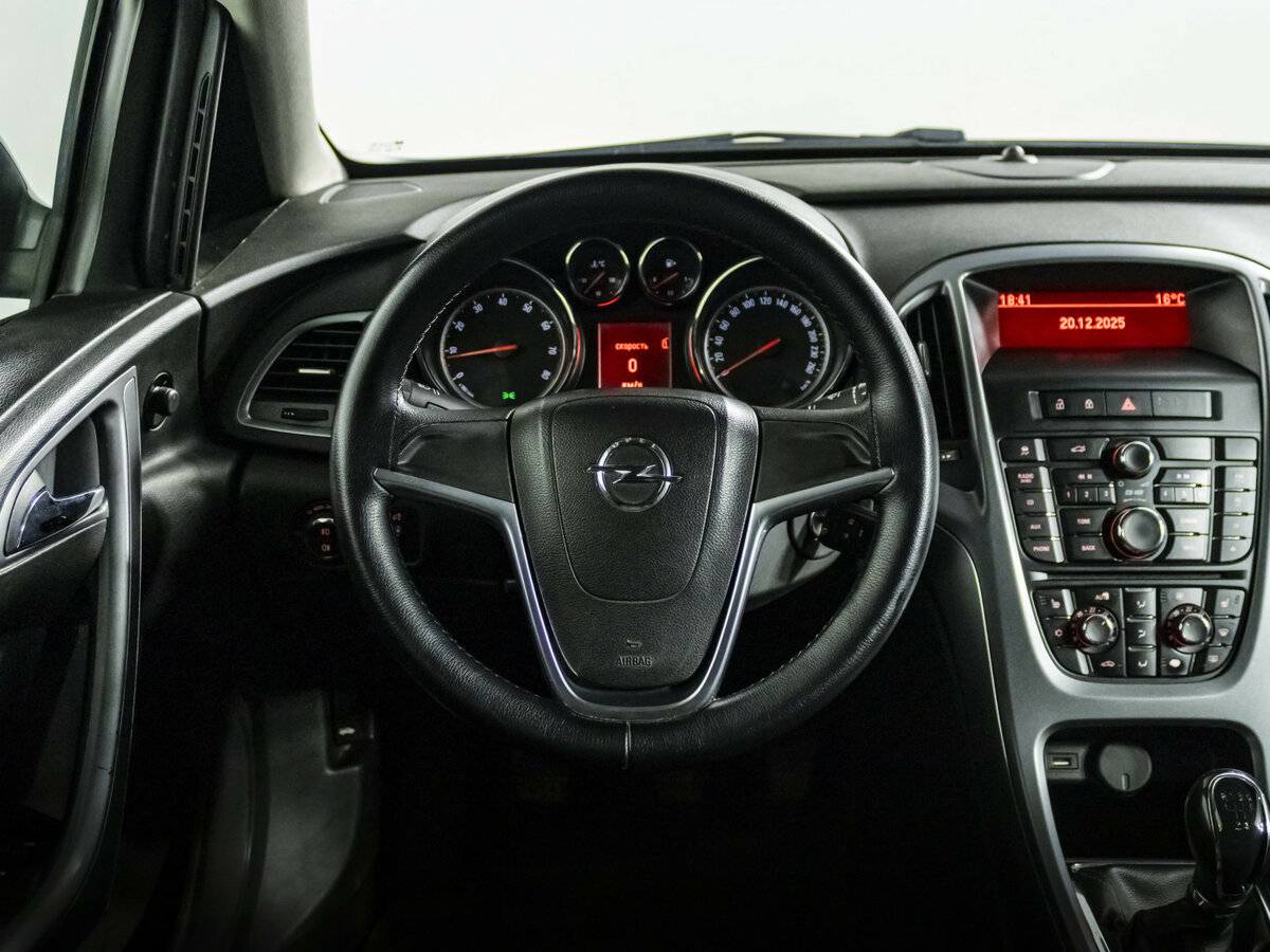 Купить Opel Astra, 2013, 145 000 км.. Фото: #8