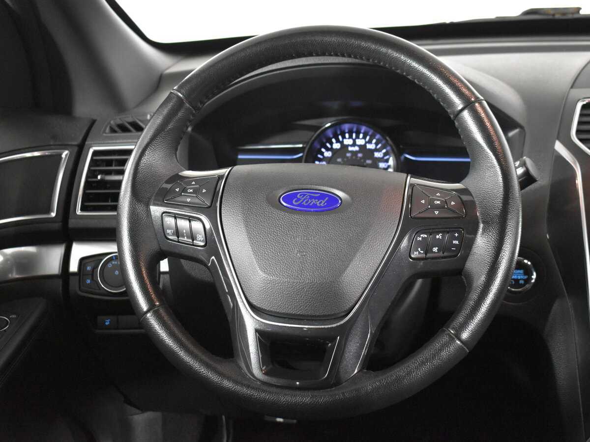 Купить Ford Explorer, 2018, 146 851 км.. Фото: #13