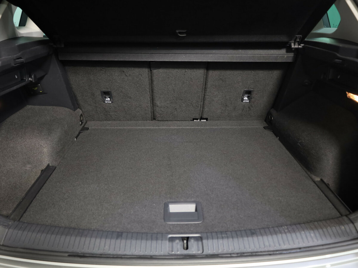 Купить Volkswagen Tiguan, 2019, 132 652 км.. Фото: #26