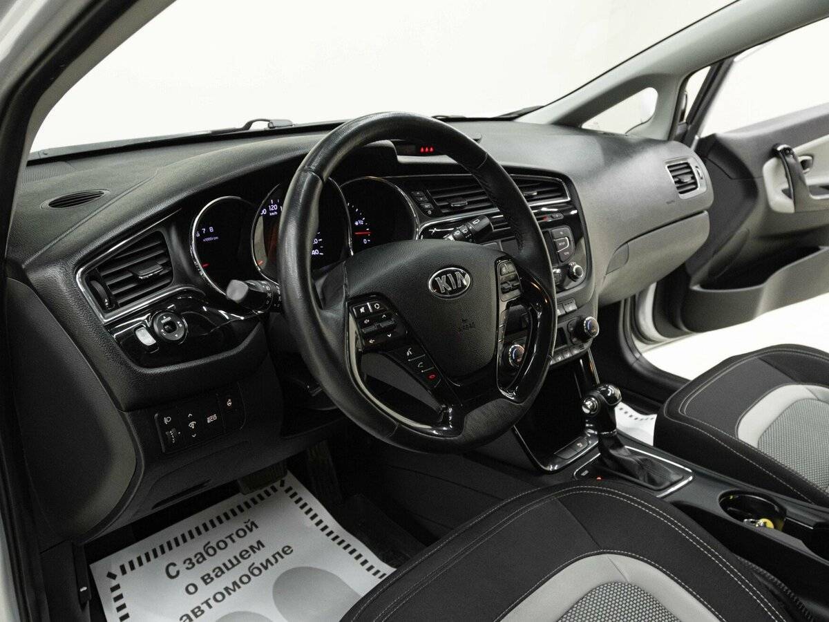 Купить Kia Ceed, 2016, 163 000 км.. Фото: #10