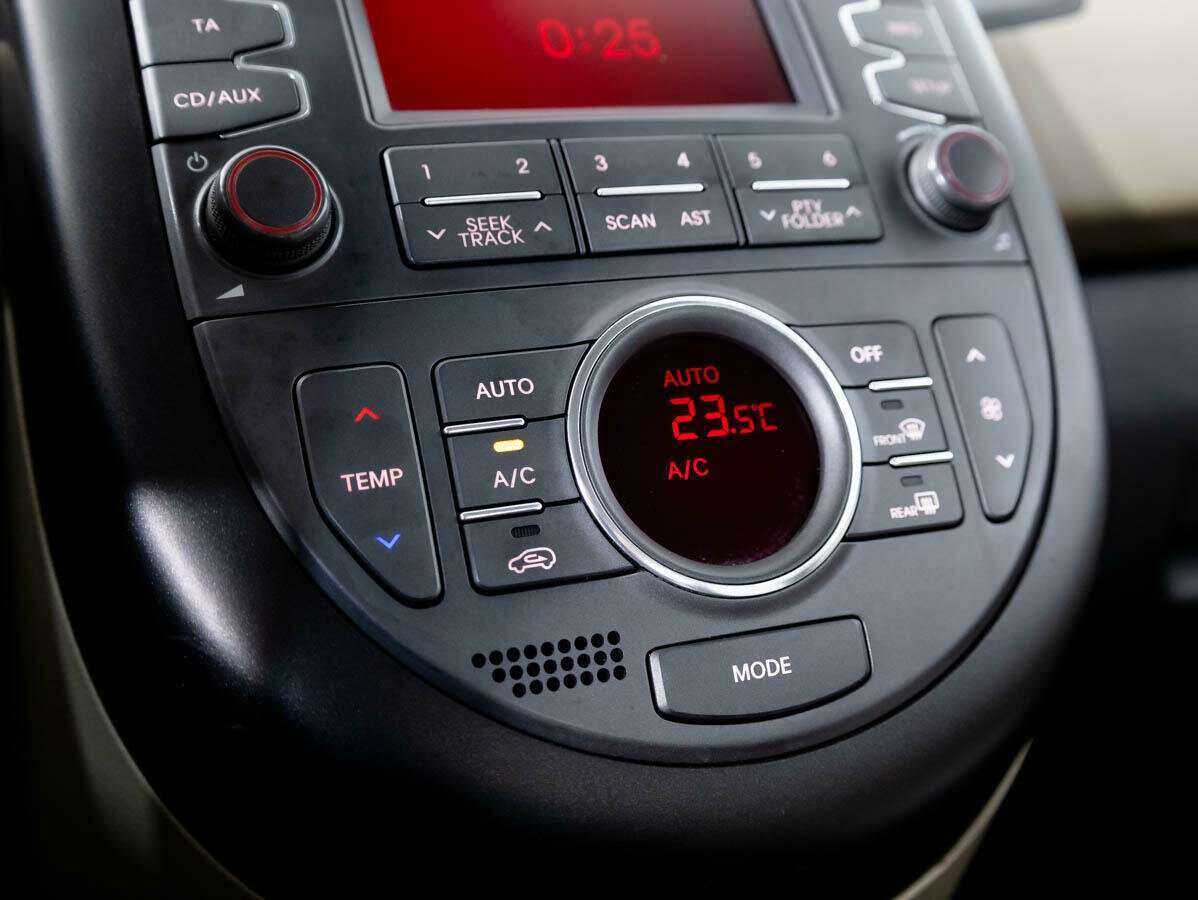 Купить Kia Soul, 2012, 145 034 км.. Фото: #16
