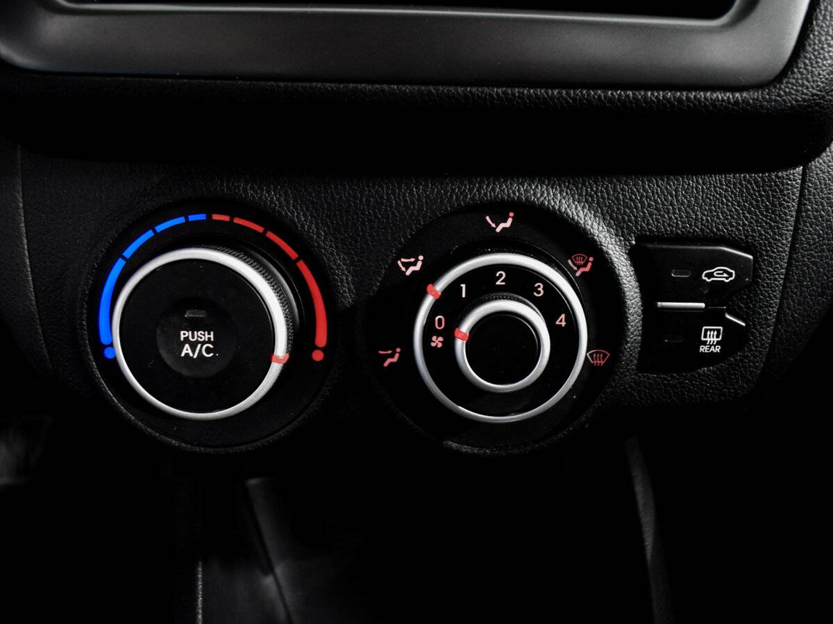 Купить Kia Rio, 2012, 165 601 км.. Фото: #13