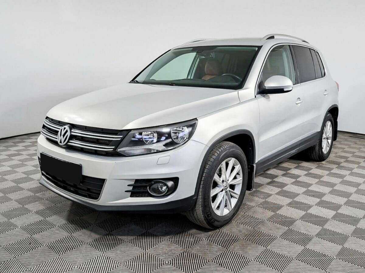 Купить Volkswagen Tiguan, 2012, 127 000 км.. Посмотреть фото