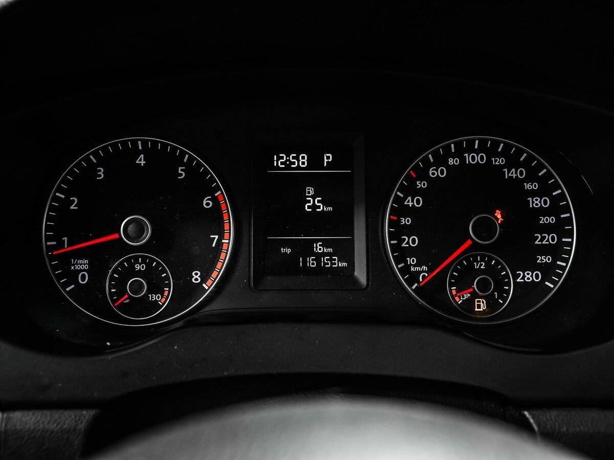 Купить Volkswagen Jetta, 2013, 116 150 км.. Фото: #9
