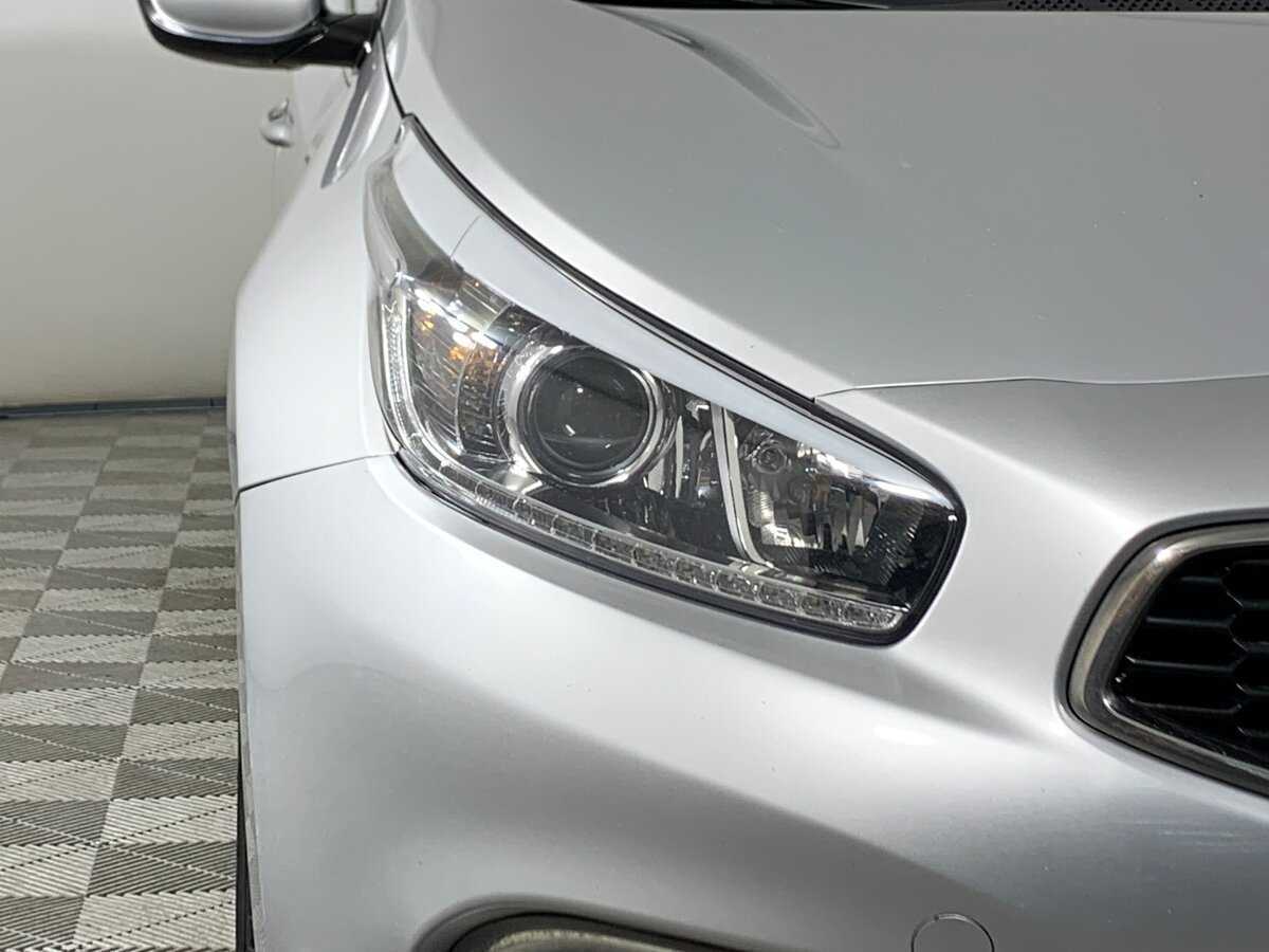 Купить Kia Ceed, 2013, 207 187 км.. Фото: #9
