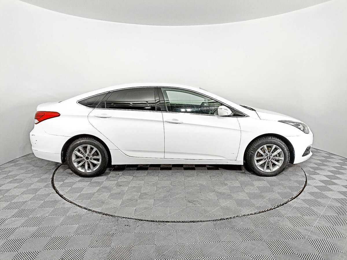 Купить Hyundai i40, 2015, 209 332 км.. Фото: #3