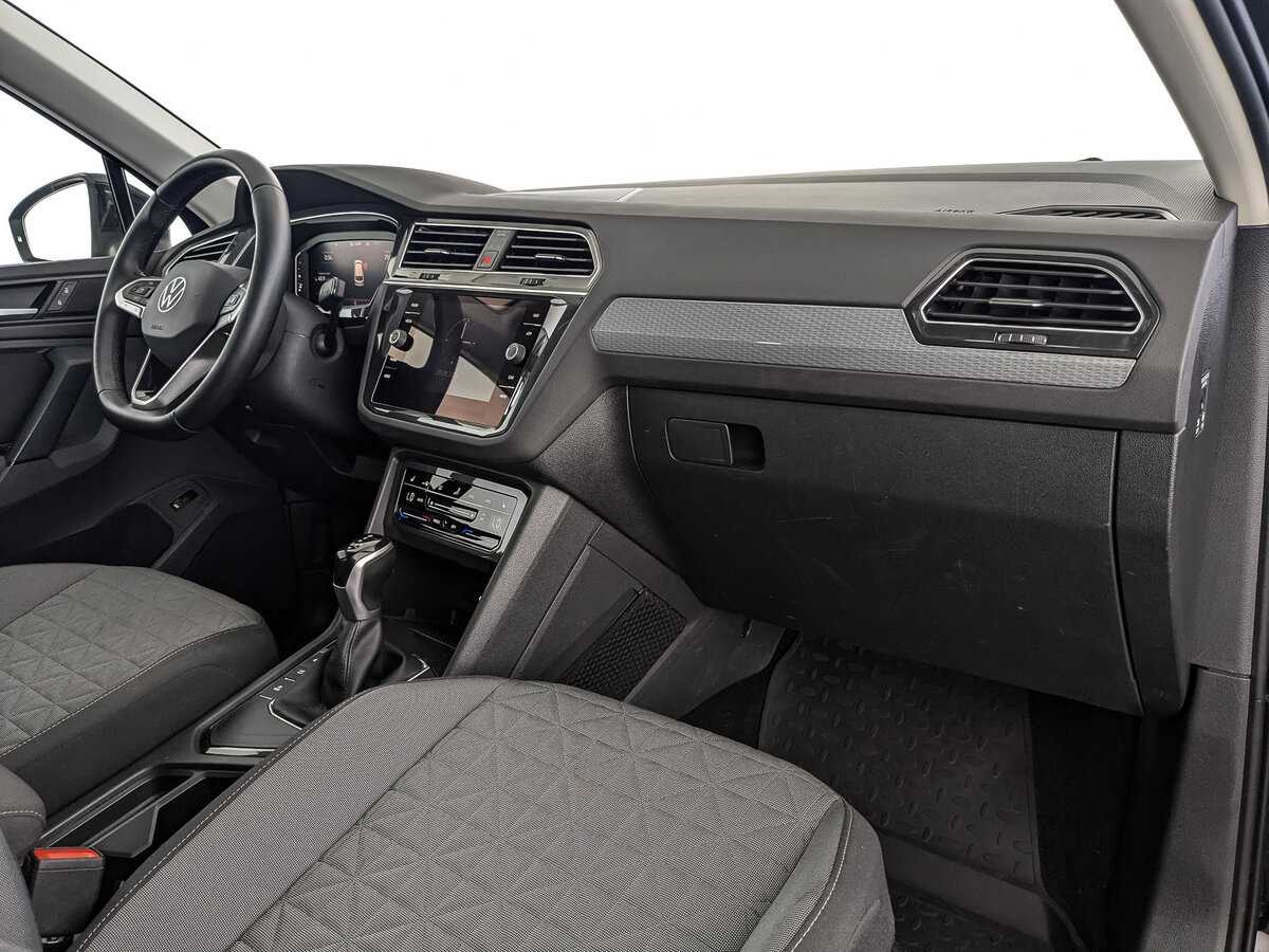 Купить Volkswagen Tiguan, 2021, 45 095 км.. Фото: #8