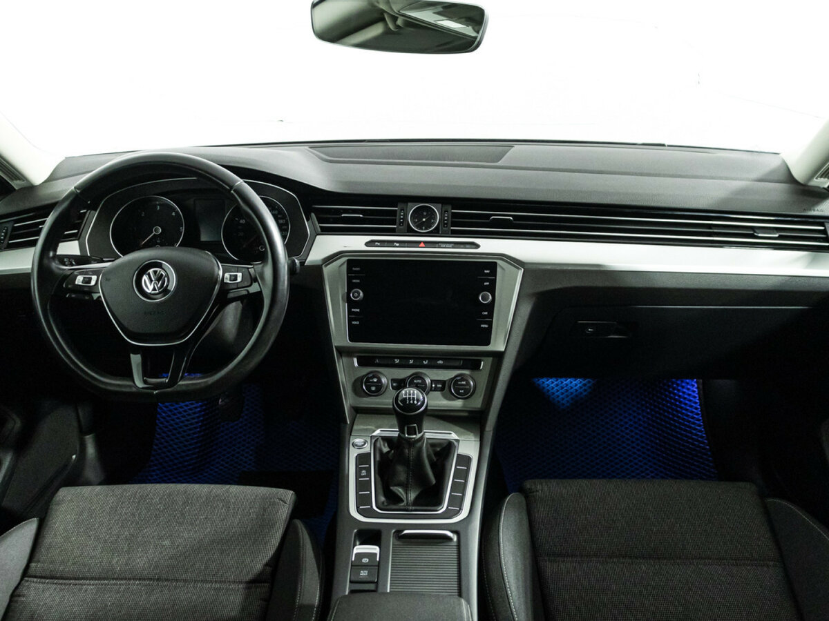 Купить Volkswagen Passat, 2017, 276 163 км.. Фото: #10