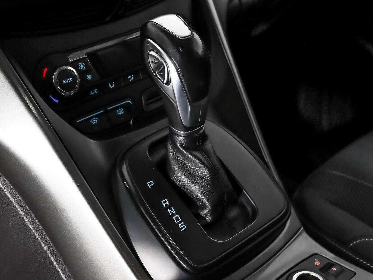 Купить Ford Kuga, 2014, 129 321 км.. Фото: #9