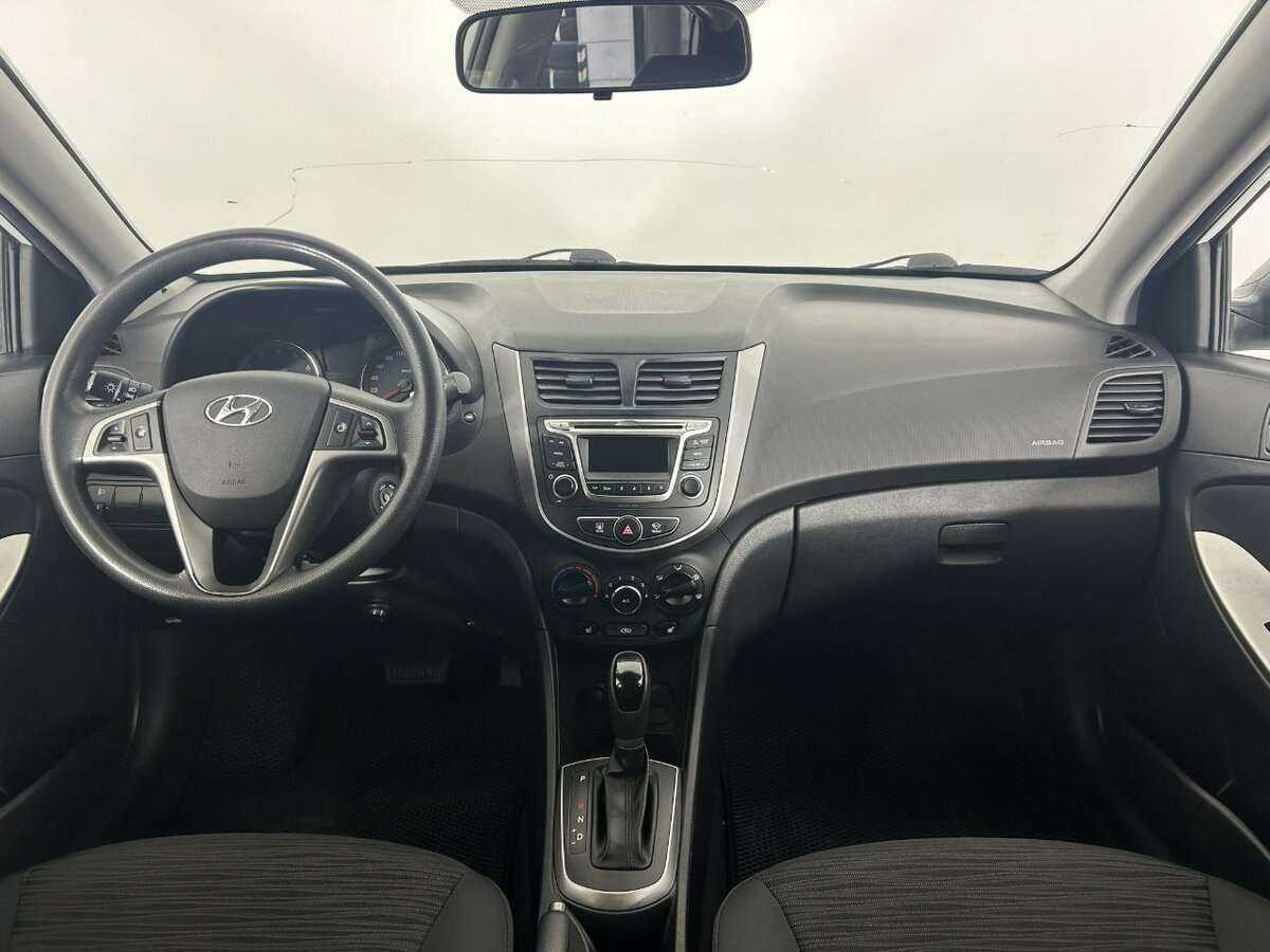 Купить Hyundai Solaris, 2015, 130 893 км.. Фото: #6