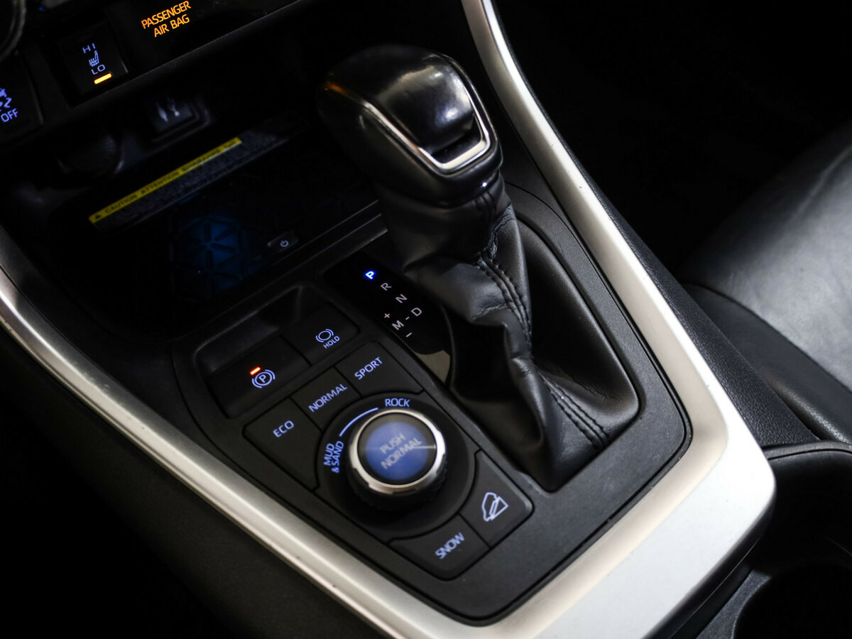 Купить Toyota RAV4, 2019, 191 803 км.. Фото: #15