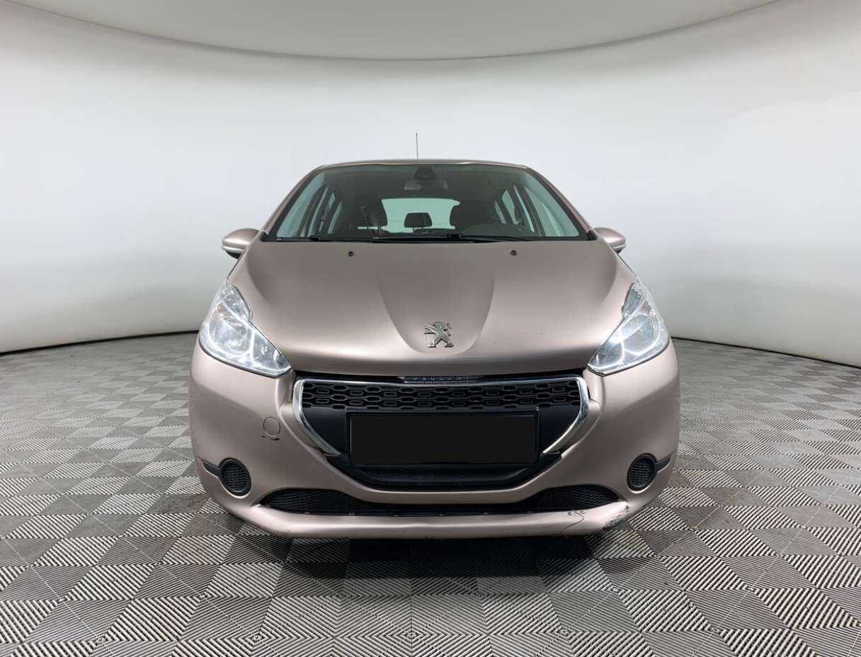 Купить Peugeot 208, 2013, 146 165 км.. Фото: #1