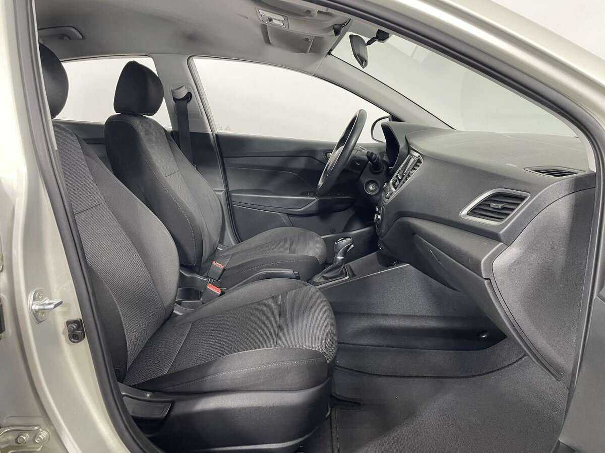 Купить Hyundai Solaris, 2018, 69 242 км.. Фото: #13