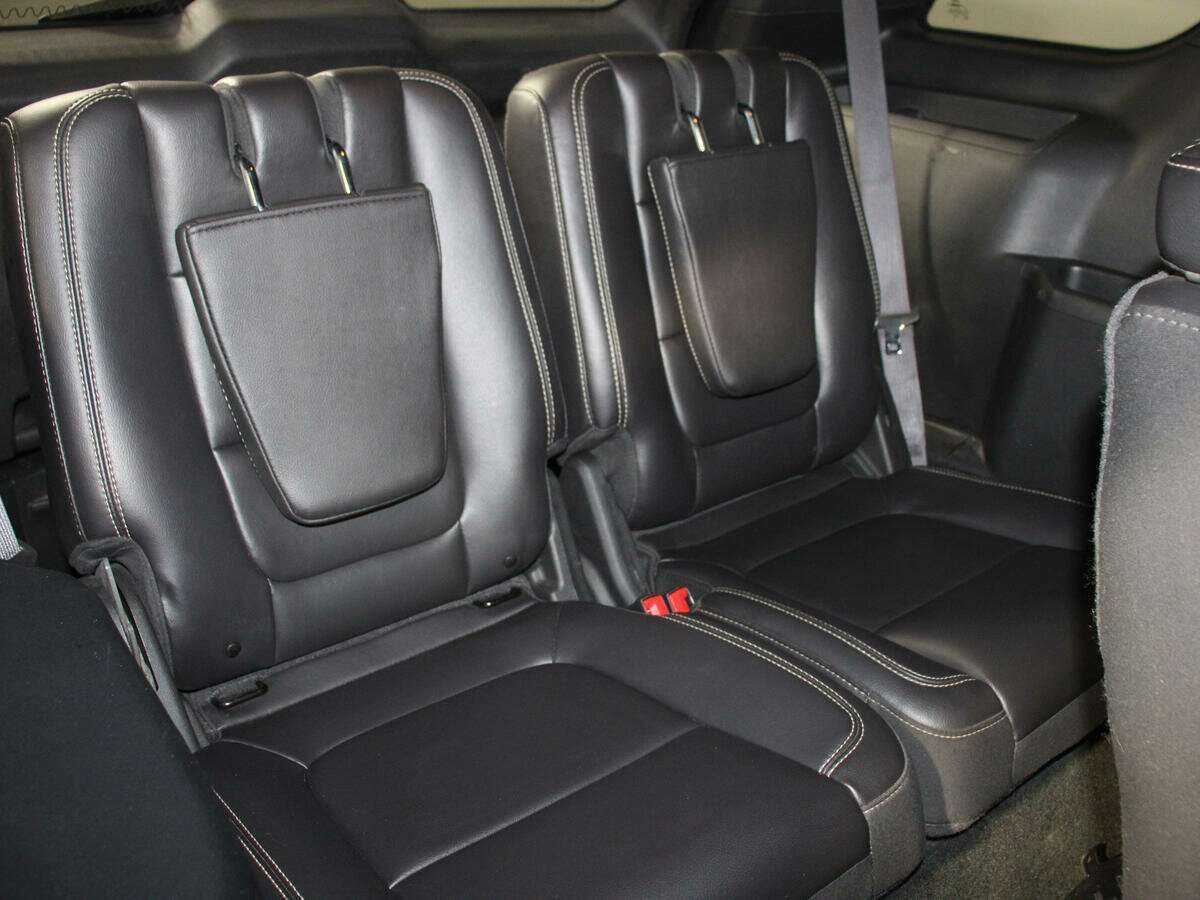 Купить Ford Explorer, 2013, 150 300 км.. Фото: #7