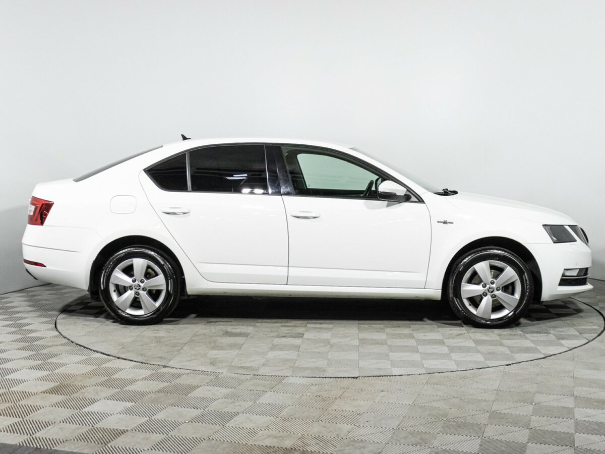 Купить Skoda Octavia, 2019, 61 764 км.. Фото: #3