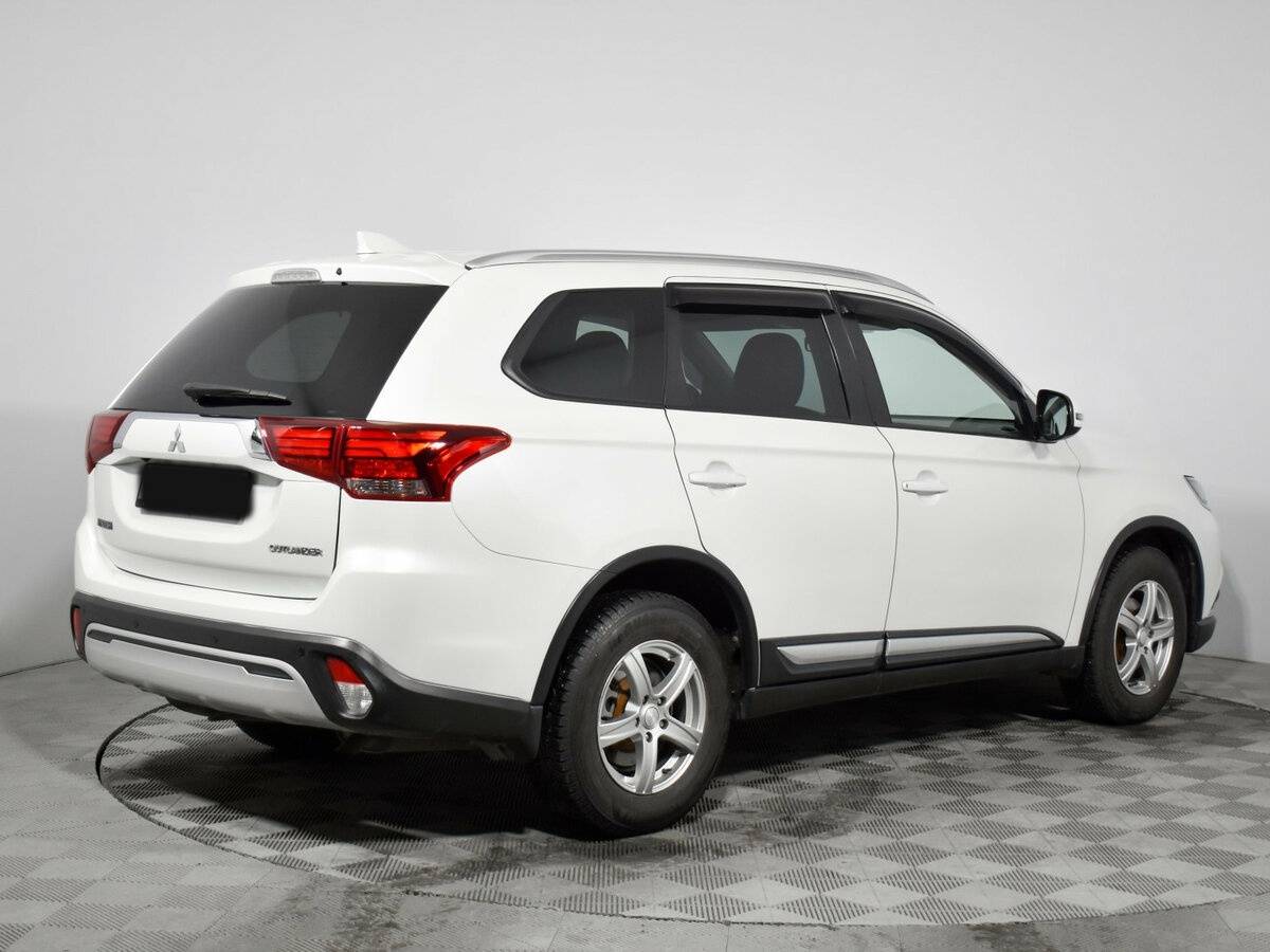 Купить Mitsubishi Outlander, 2019, 70 374 км.. Фото: #3