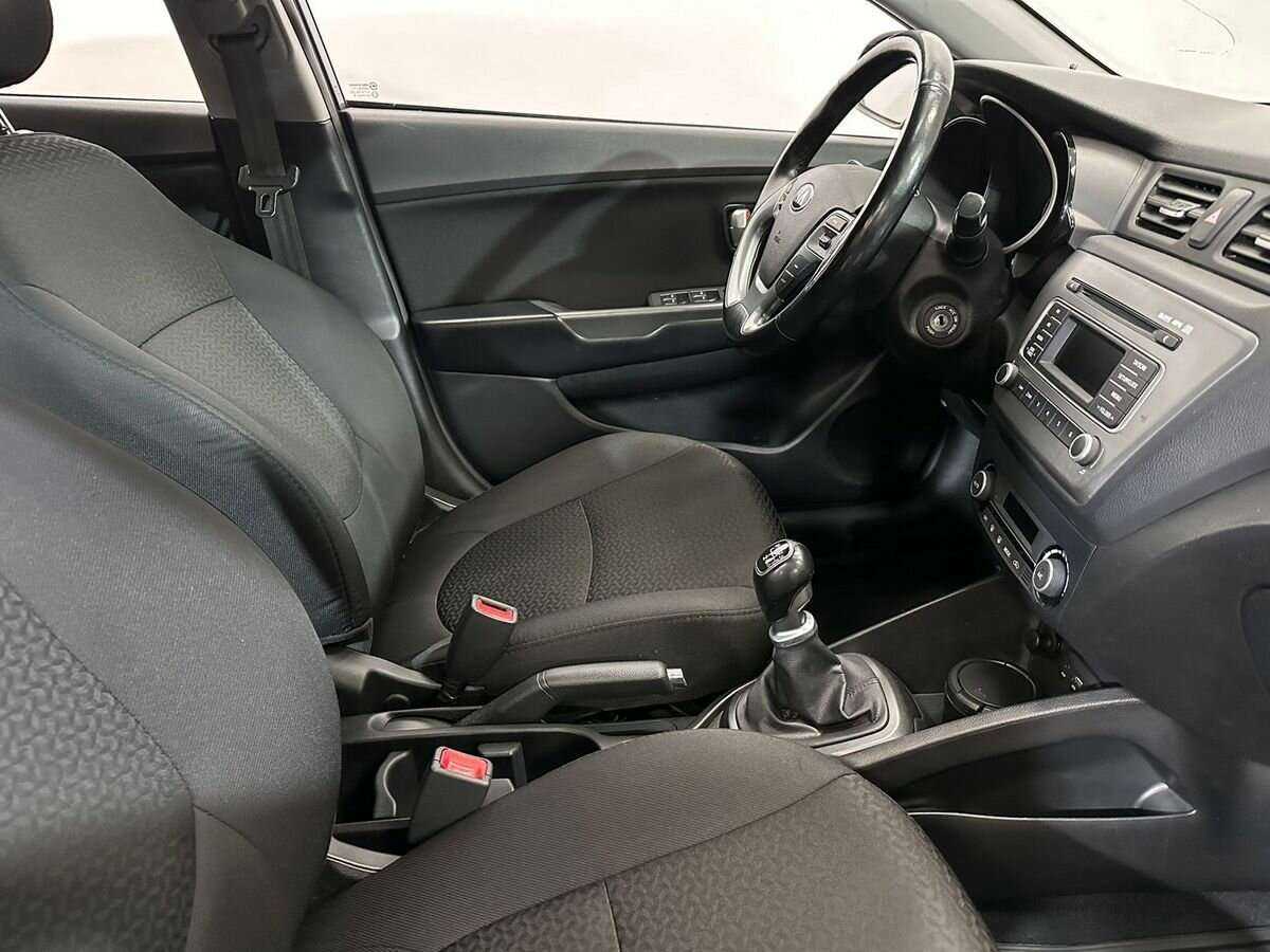 Купить Kia Rio, 2016, 52 558 км.. Фото: #9