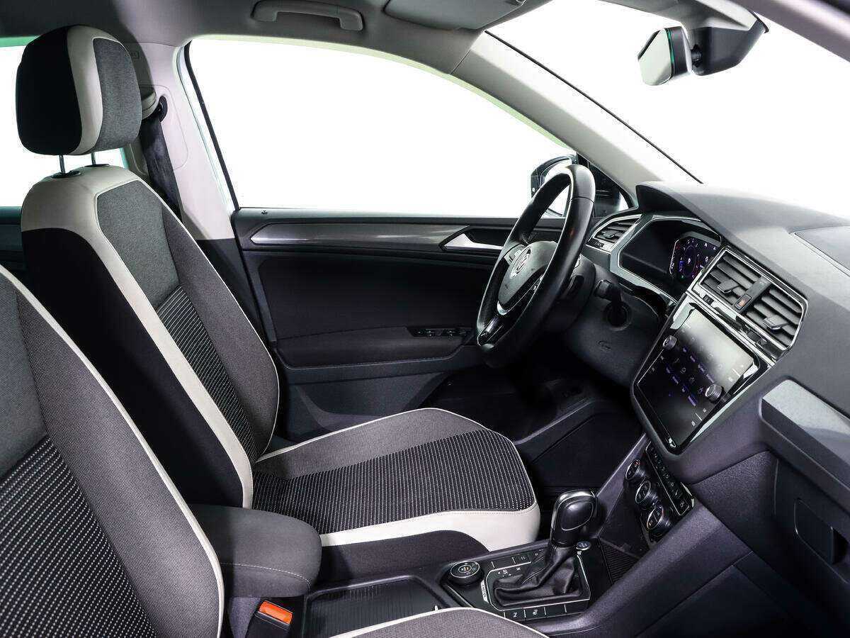 Купить Volkswagen Tiguan, 2020, 42 147 км.. Фото: #14