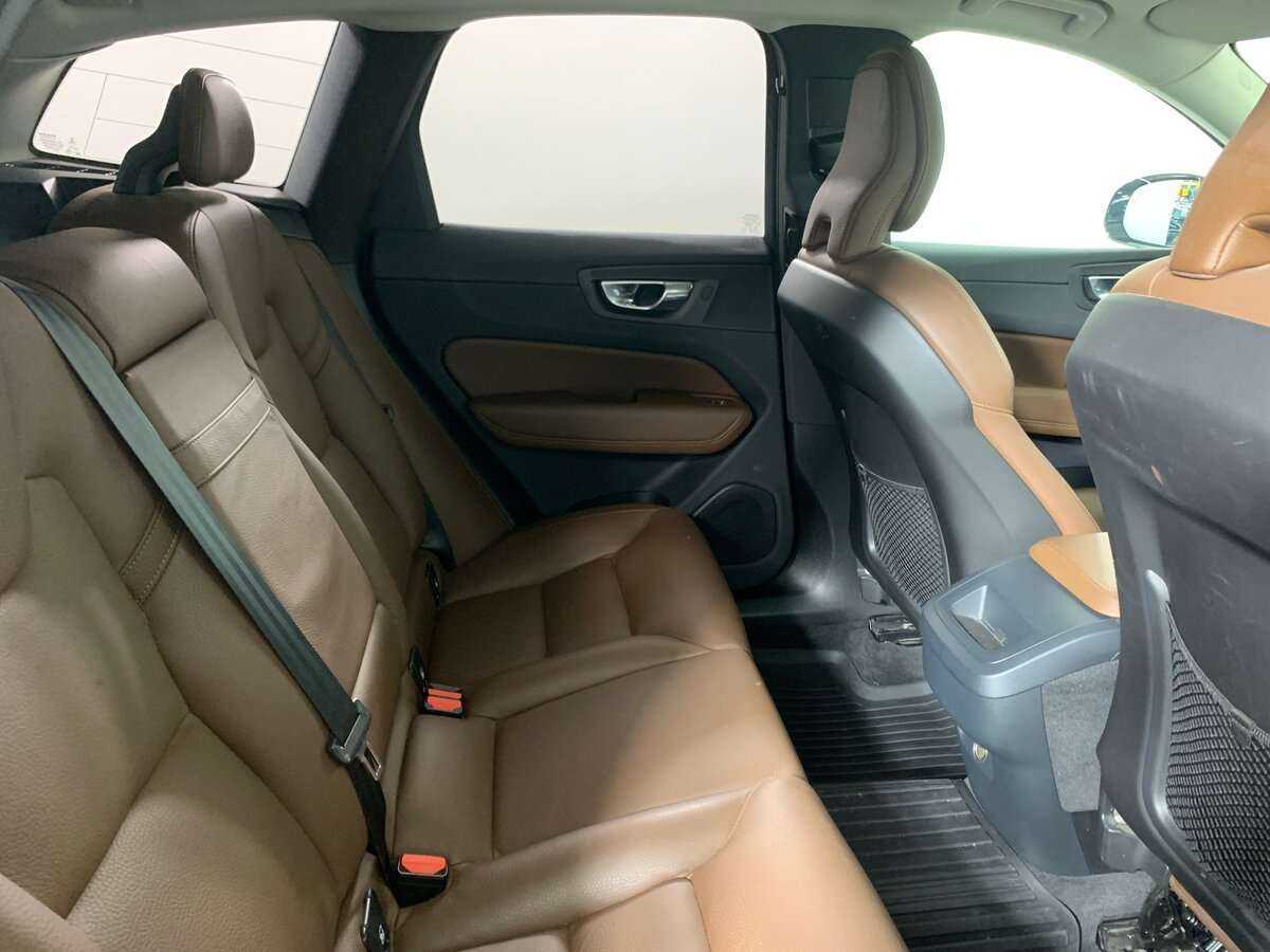 Купить Volvo XC60, 2019, 252 154 км.. Фото: #14