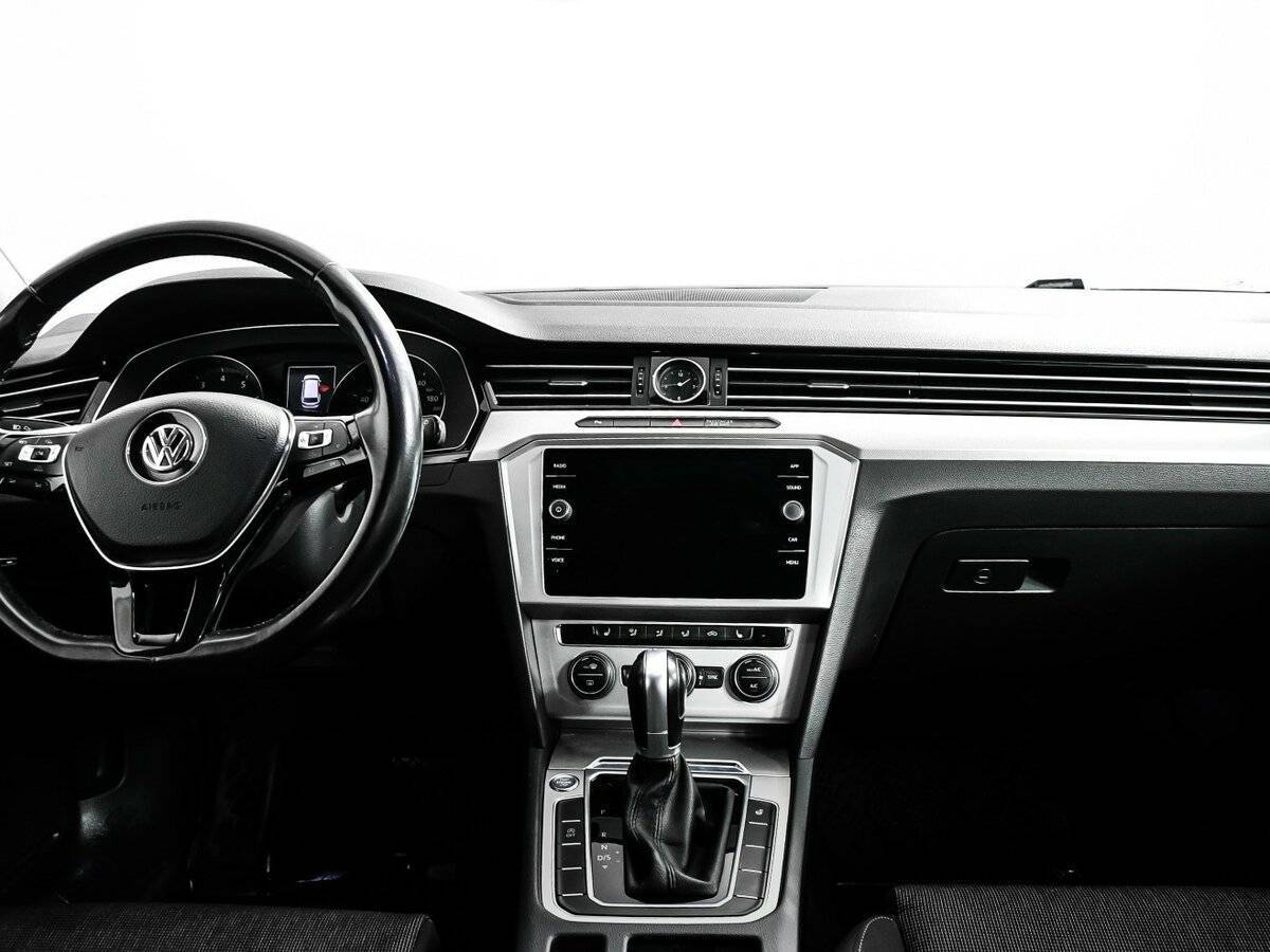 Купить Volkswagen Passat, 2018, 176 549 км.. Фото: #10