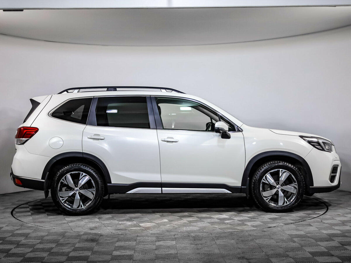 Купить Subaru Forester, 2018, 54 859 км.. Фото: #3