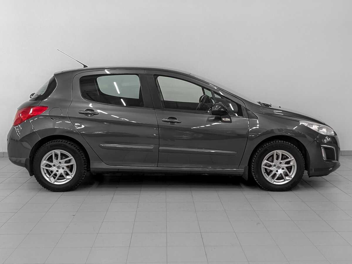 Купить Peugeot 308, 2012, 43 468 км.. Фото: #3